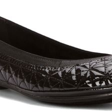 Bandolino Eryn Black Quilt