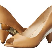 Nine West Heliconia Natural Leather