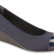 Ros Hommerson Elizabeth Navy