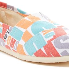 TOMS Printed Classic Slip-On Shoe OPEN MISCELLANEOUS