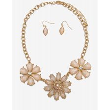 Bijuterii Femei CheapChic Nudy Floral Accent Necklace Nude