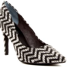 Seychelles Frequency Pump BLACK-WHITE CHEVRON