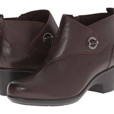 Incaltaminte Femei Clarks Malia Surf Brown Leather