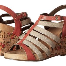 Aerosoles Magic Plush Peach