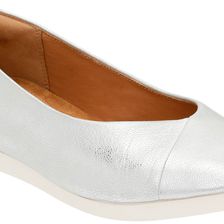 Clarks Feature Fest Silver Leather