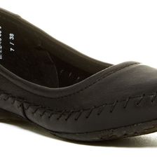 Born Yara Flat BLACK
