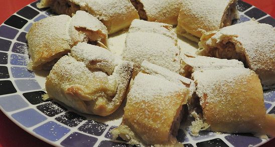 Cum faci strudel cu branza de mere - Reteta ca la bunica acasa