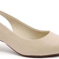 Trotters Prima Nude Embossed Patent Leather