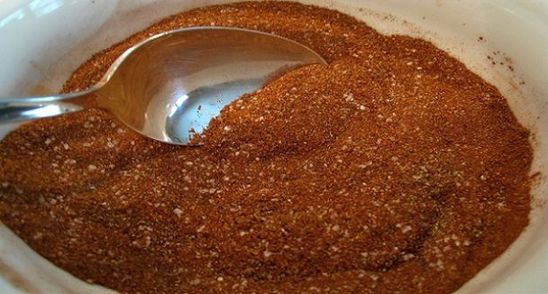 A slabit 13 kg intr-o luna ajutorul acestui preparat! O lingurita pe stomacul gol face minuni