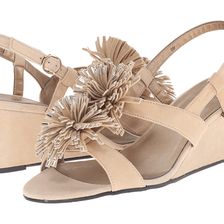 Vaneli Laycie Desert Suede