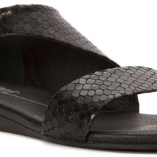 Walking Cradles Fleet Black Snake Print