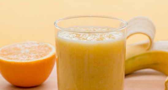 Inlocuieste micul dejun cu amestecul asta de banane si portocale. Slabesti 3 kilograme pe saptamana