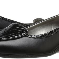 Bandolino Loome Black Synthetic Leather/Black Snake Plug