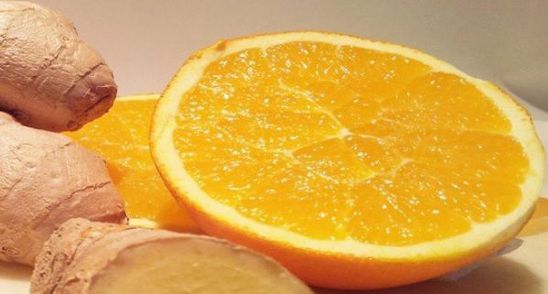 Ce sa bei inainte de somn ca sa-ti cureti colonul de toxine. Scapi de probleme in trei zile
