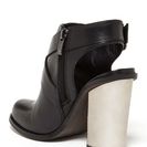 Incaltaminte Femei Kristin Cavallari by Chinese Laundry Remi Slingback Bootie Black