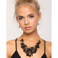 Bijuterii Femei CheapChic Floral Cluster Chainmail Necklace Black
