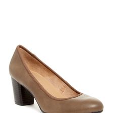 Incaltaminte Femei Naturalizer Naomi Dress Pump - Wide Width Available TAUPE SMOOTH