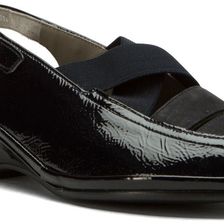 ara Rumor Navy Crinkle Patent/Nubuck