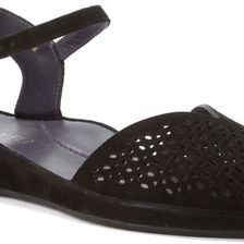 Vaneli Darlene Black