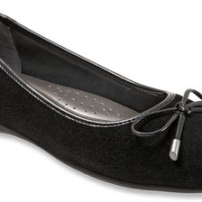 Trotters Sante Black Suede