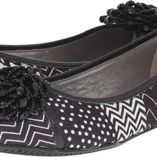 J. Renee Geezel Black/White