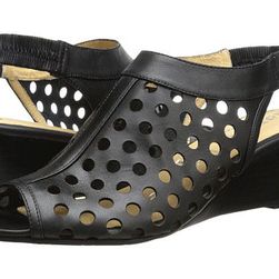 Incaltaminte Femei Nanette Lepore Hot Stud Wedge Black 1