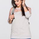 Hanorac cu inserții de dantelă 