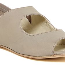Seychelles Step Open Toe Keyhole Flat GREY