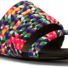 GX By Gwen Stefani Runner Tribal