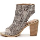 Incaltaminte Femei VOLATILE Victoria Sandal BlackWhite