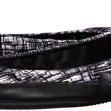 Calvin Klein Anabelle Black Scratch Fabric/Leather