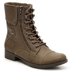 Incaltaminte Femei G by GUESS Banks Combat Boot Taupe