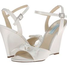 Incaltaminte Femei Betsey Johnson Daisy Ivory Satin