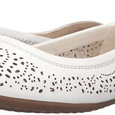 Hush Puppies Charee Callies White Perf