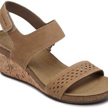 Rockport Total Motion Taja Perf Quarter Strap Camel Cas Suede