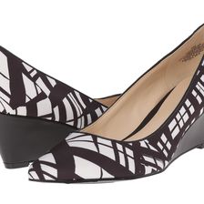 Nine West Garcen Black/White/Black Fabric