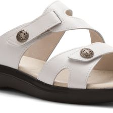 Propet St. Lucia Silver Emu