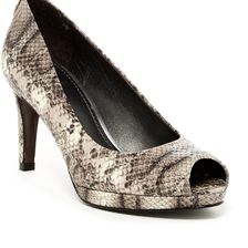 Stuart Weitzman Belle Peep Toe Pump STONE