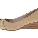 Incaltaminte Femei Rockport Total Motion 45mm Peep Wedge Nude Napa Patent