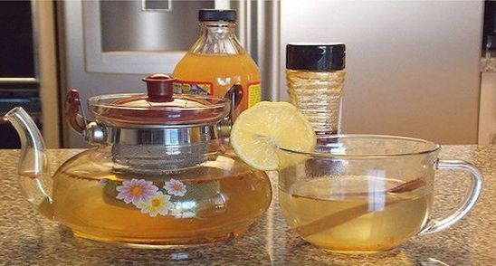 A combinat cidru din otet de mere cu miere si a consumat pe stomacul gol. Ce i s-a intamplat dupa o saptamana