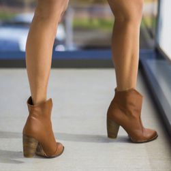 Botine Ivani Maro