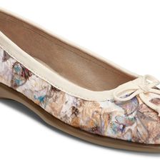 Aerosoles Fashionista White Fabric