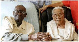 Au 213 ani impreuna si tocmai au sarbatorit 82 de ani de casnicie! Uite care este secretul lor!
