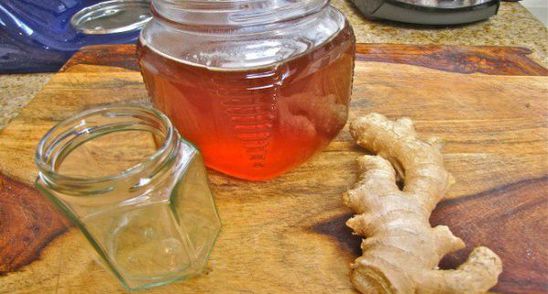 O femeie s-a vindecat de cancer la tiroida folosind doua ingrediente. Cum a reusit