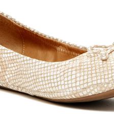 Lucky Brand Eadda Flat - Wide Width Available WHITE- GOLD LEATHER