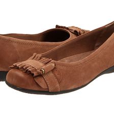 Trotters Sydnei Sand Antique Goat Leather