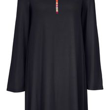 Rochie cu decupaje pe umeri 