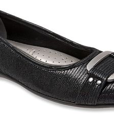 Trotters Sizzle Black Patent Suede Lizard Leather