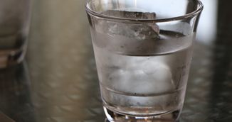 Cele mai bune motive pentru care merita sa bei apa