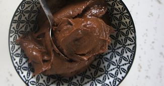 Spuma de ciocolata din trei ingrediente. Reteta de la bunica